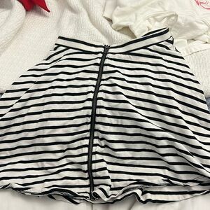 2000s American eagle skirt